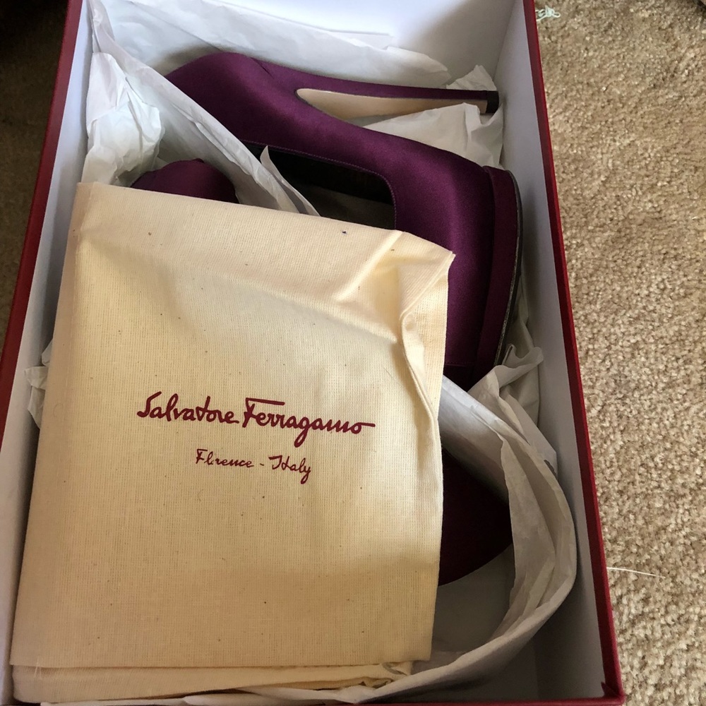 Ferragamo Pumps - Purple Satin - Picture 8 of 8